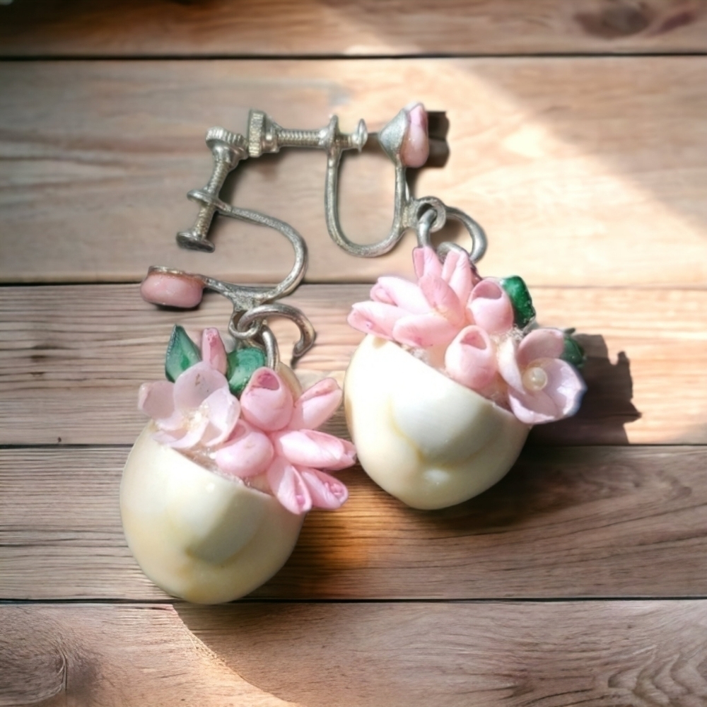 Cute Shell Made earrings